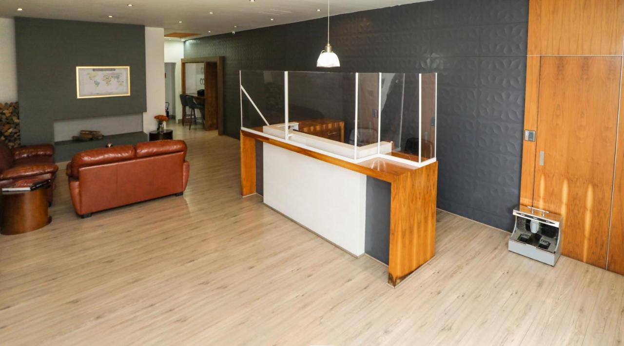 Zimmer Suites Aguascalientes Exterior foto